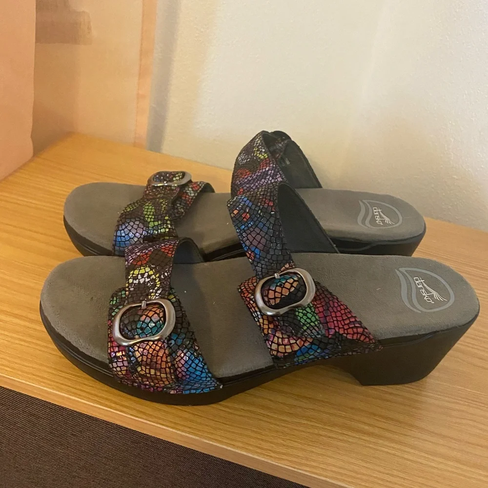 Dansko Leather snake print buckle sandals - Picture 2 of 4